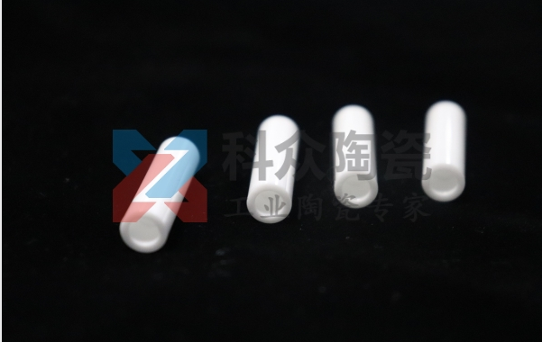 很多人關(guān)心白色氧化鋯有什么用？可靠嗎？?jī)r(jià)值