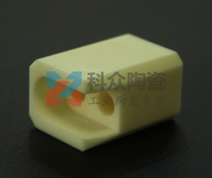 氧化鋁陶瓷有那三個(gè)顯著的優(yōu)點(diǎn)？